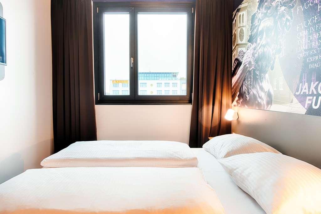 B&B Hotel Augsburg-West Room photo